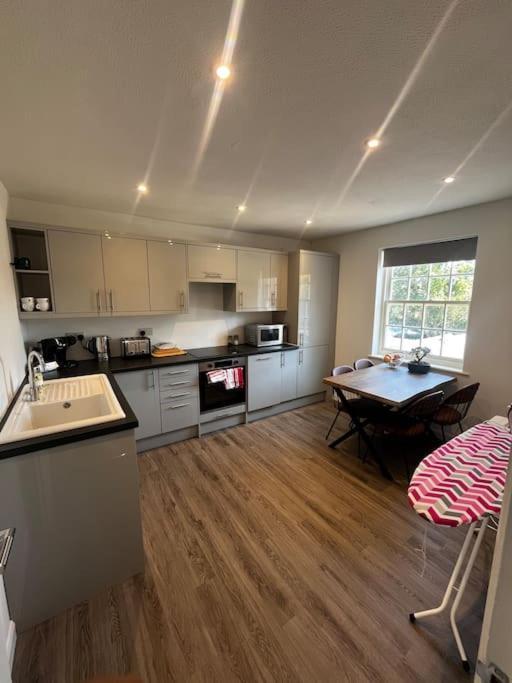 Lento Apartment Winchester Kültér fotó